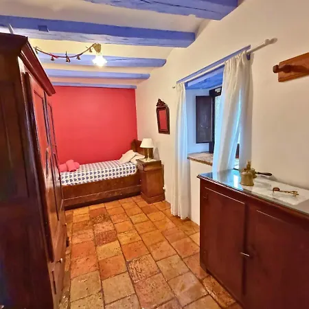 Casa Abadia De * Banaguas