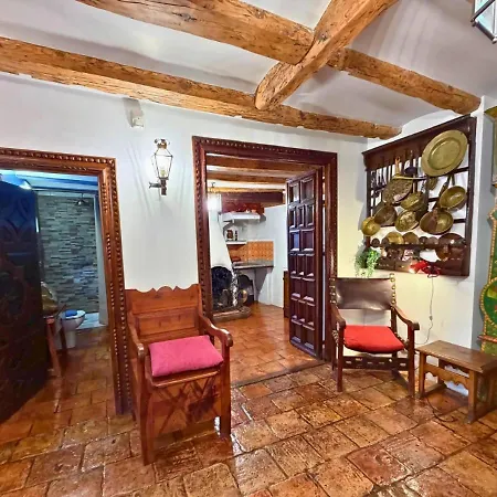 Casa-abadia De * Banaguas